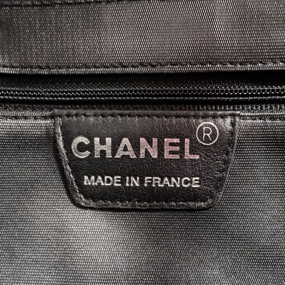 Chanel Vintage Micro Square Quilted Tote Handbag - Picture 10 of 14